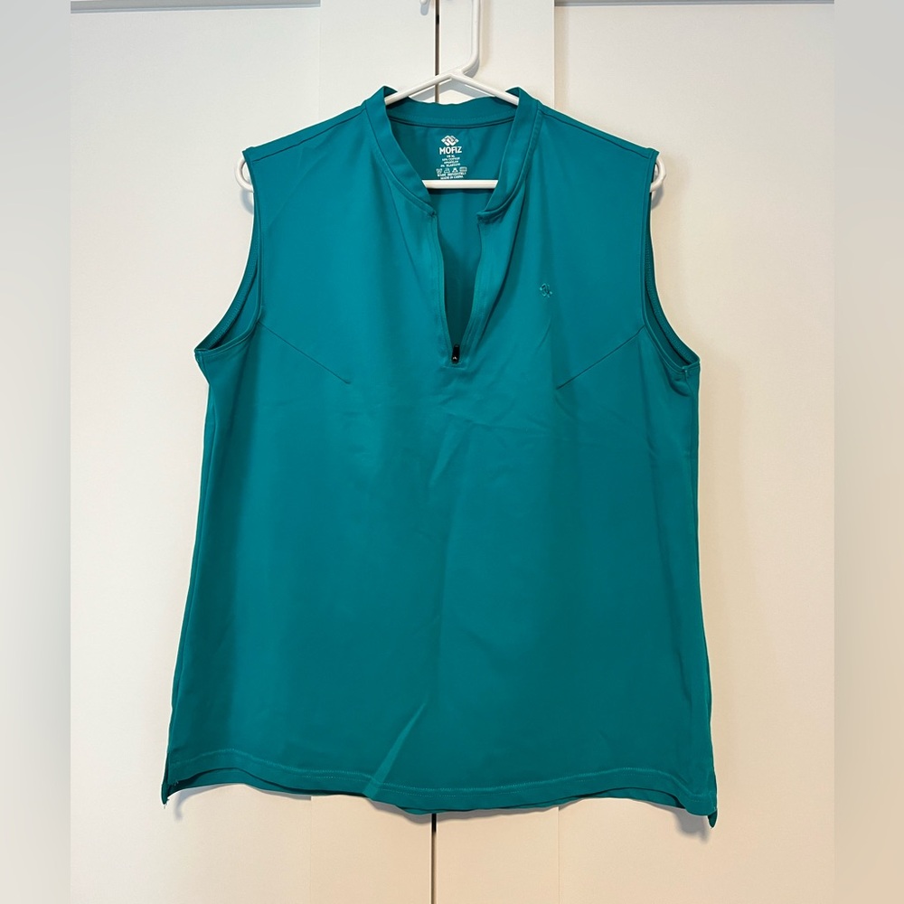 Women’s Sleeveless Top